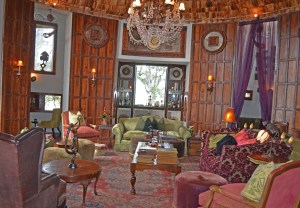 bar ngorongoro crater lodge